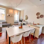 Alba - Glimpse Of The Sea Sea Nearby