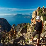 Alba - Glimpse Of The Sea Sea Nearby