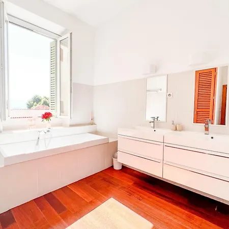 Alba - Glimpse Of The Sea Sea Nearby * Ajaccio