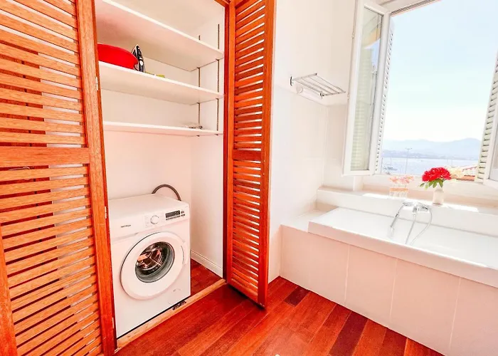 Alba - Glimpse Of The Sea Sea Nearby * Ajaccio (Corsica)